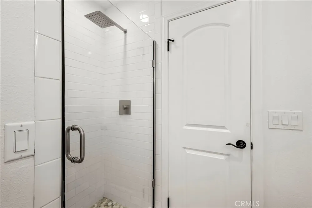 2332 Vista Huerta Newport Beach, CA 92660