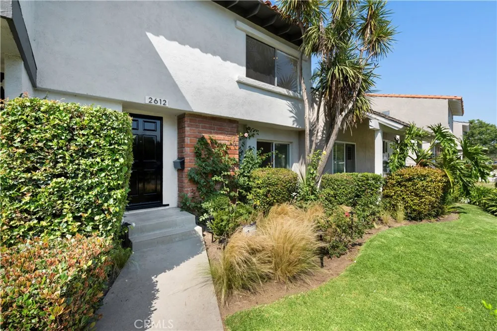 2612 Vista Del Oro Newport Beach, CA 92660