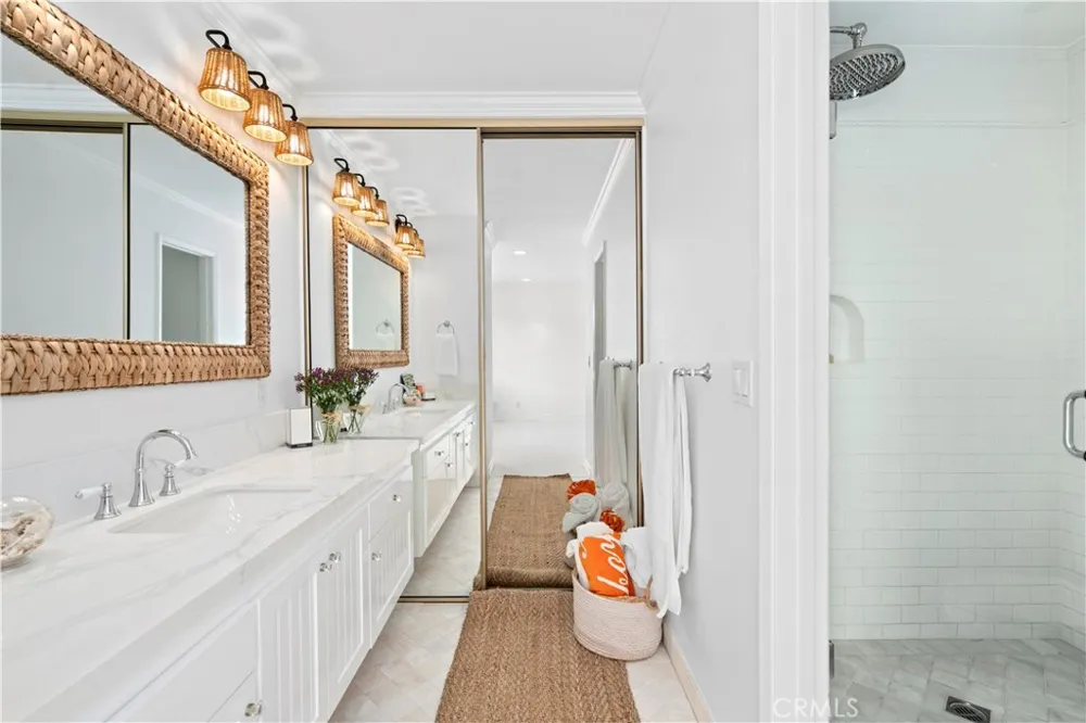 2612 Vista Del Oro Newport Beach, CA 92660