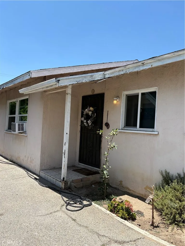 806 S Chapel Alhambra, CA 91801
