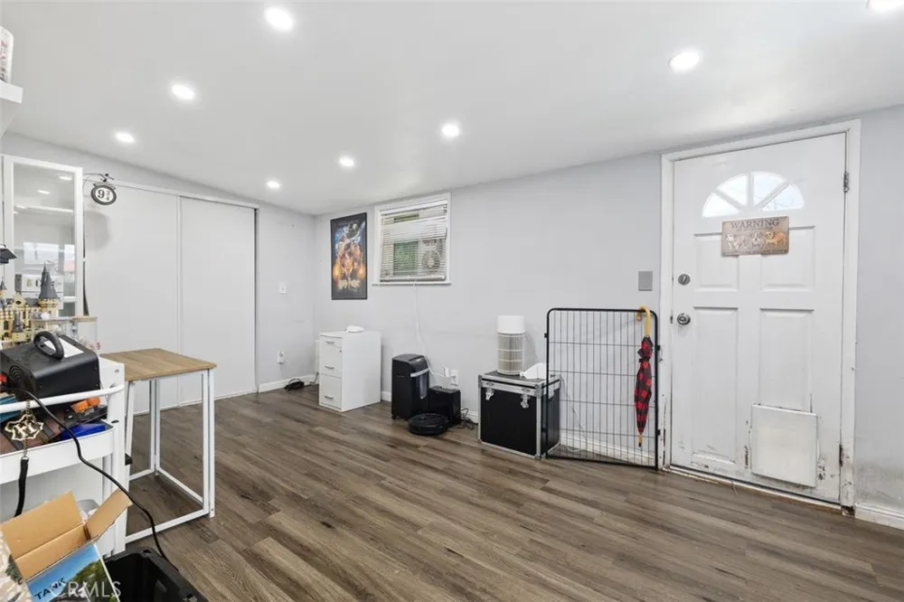 4711 Hollenbeck Covina, CA 91722