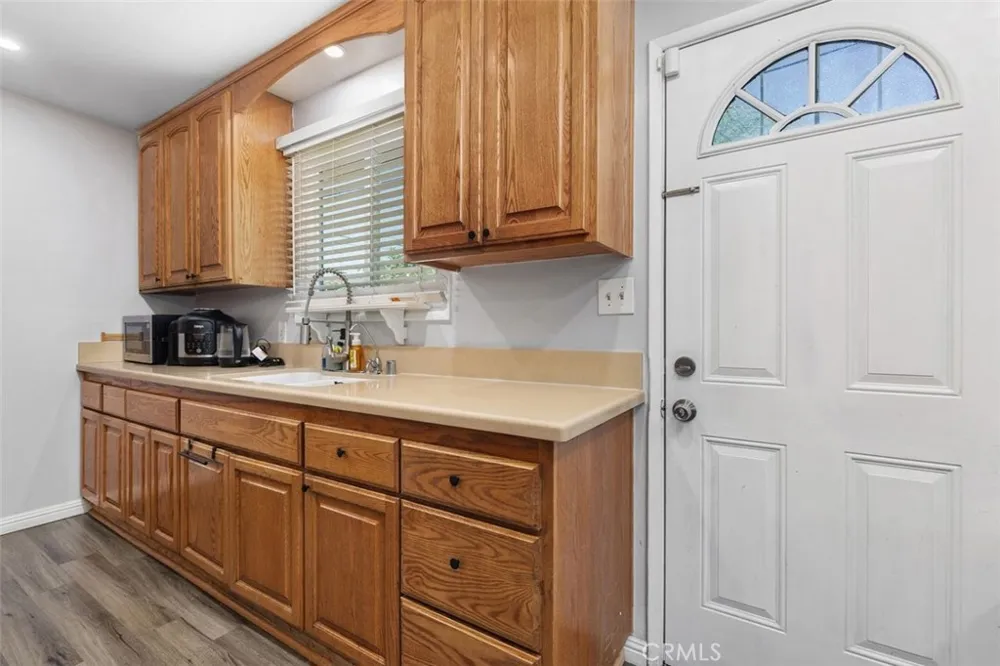 4711 Hollenbeck Covina, CA 91722