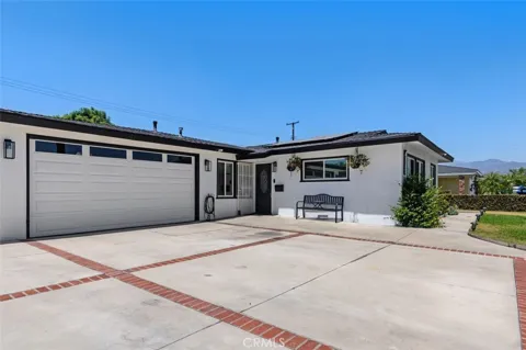 4711 Hollenbeck