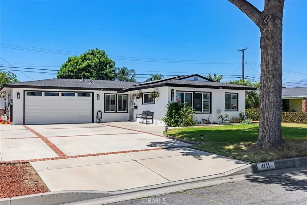 4711 Hollenbeck Covina, CA 91722