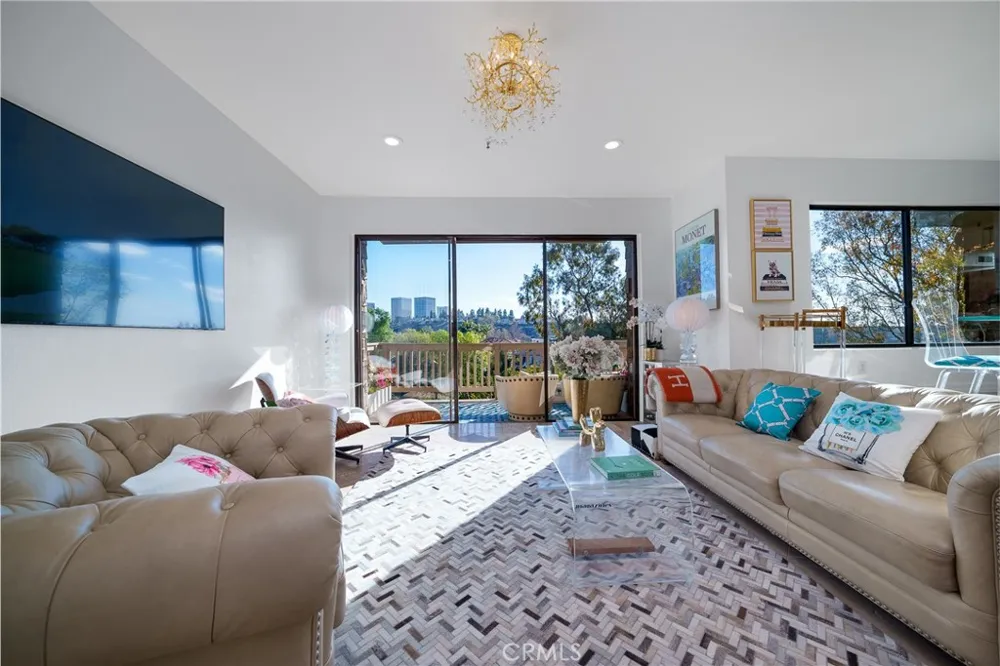67 Sea Island Drive Newport Beach, CA 92660