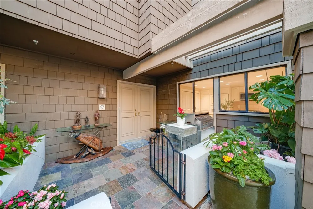 67 Sea Island Drive Newport Beach, CA 92660