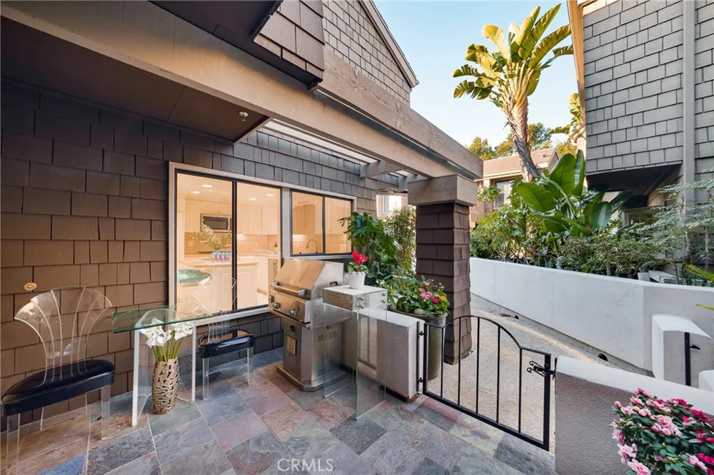 67 Sea Island Drive Newport Beach, CA 92660