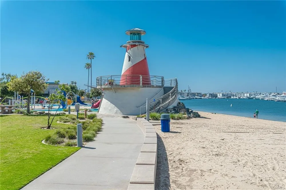 1808 W Balboa #B Newport Beach, CA 92663