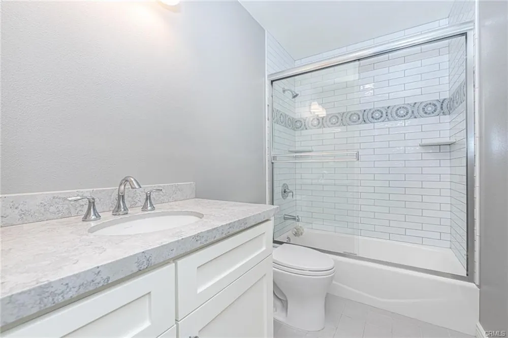1808 W Balboa #B Newport Beach, CA 92663