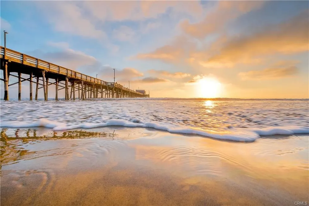 1808 W Balboa #B Newport Beach, CA 92663