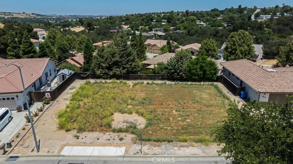 679 Red Cloud Paso Robles, CA 93446