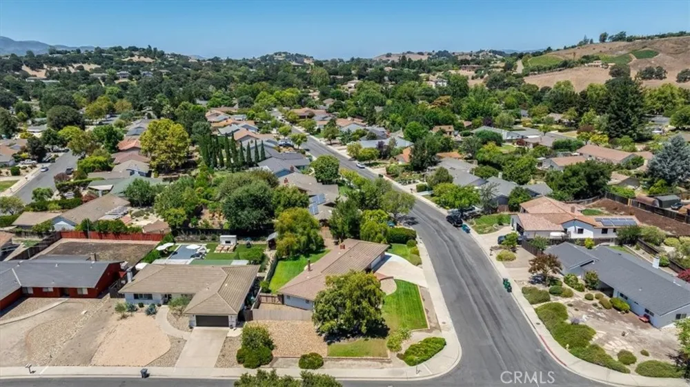 2198 Creekside Solvang, CA 93463