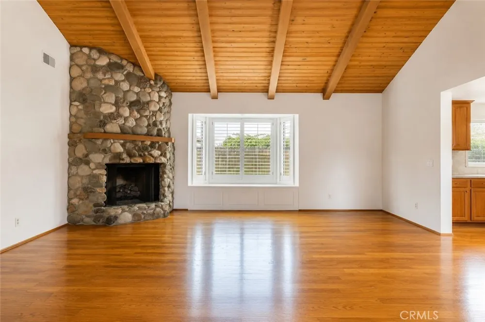 2198 Creekside Solvang, CA 93463