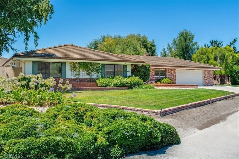 2198 Creekside Solvang, CA 93463