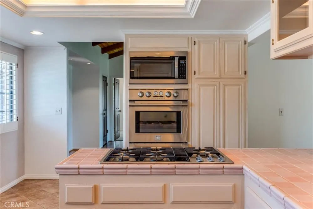 2198 Creekside Solvang, CA 93463