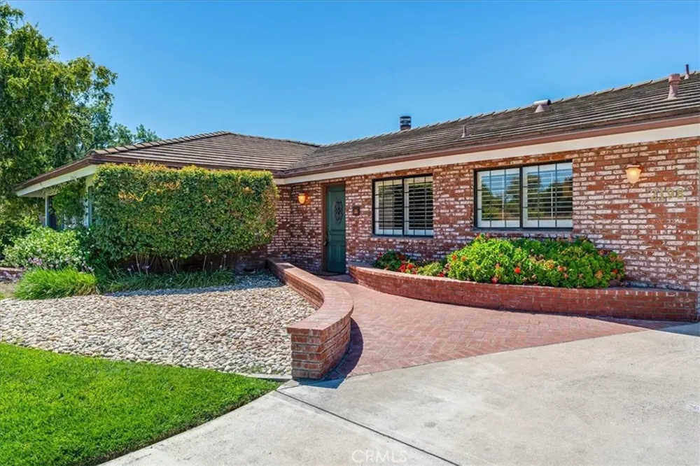 2198 Creekside Solvang, CA 93463