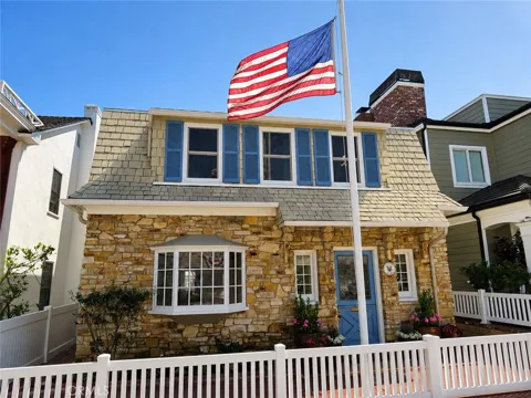 308 Coral Ave