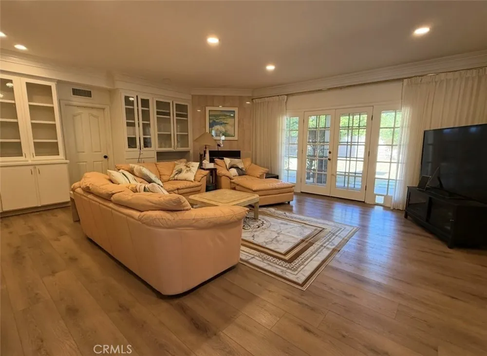 1419 Holly Avenue Arcadia, CA 91007
