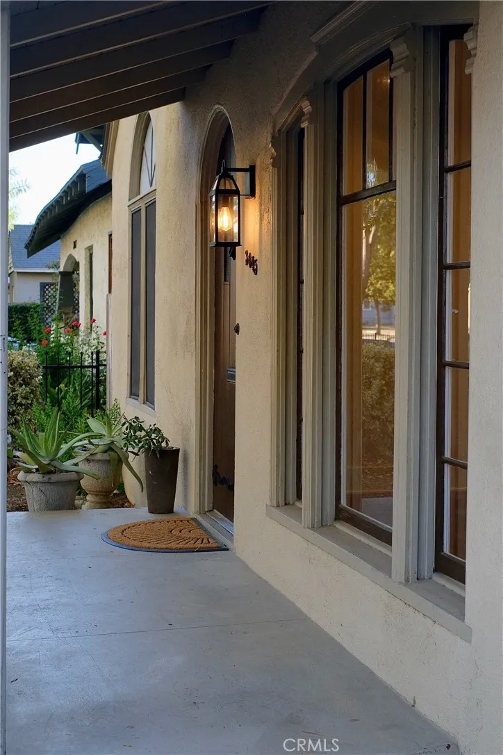 3045 Cedar Riverside, CA 92501