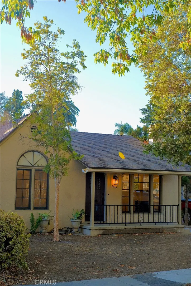 3045 Cedar Riverside, CA 92501