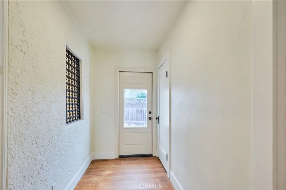 3045 Cedar Riverside, CA 92501