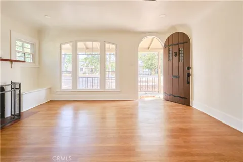 3045 Cedar