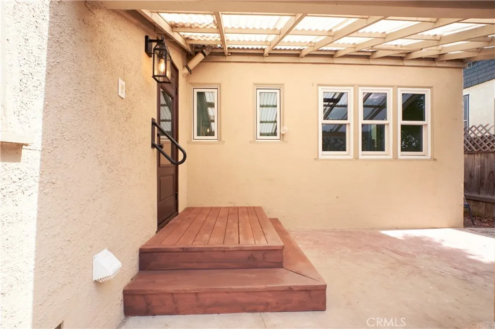 3045 Cedar Riverside, CA 92501