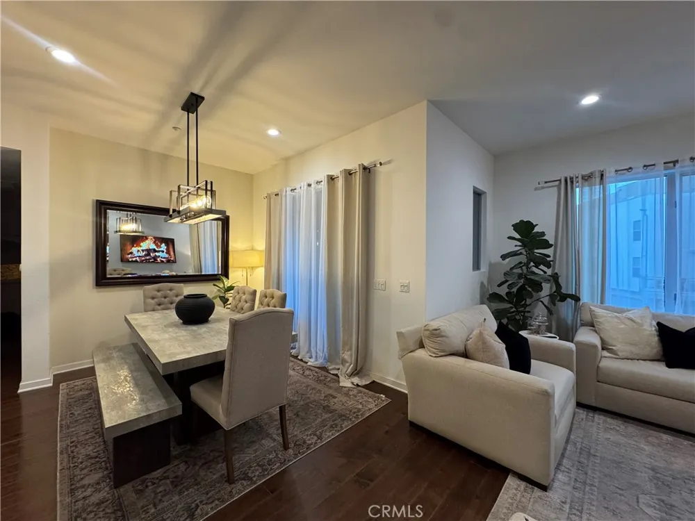 21 Gramercy #218 Irvine, CA 92612