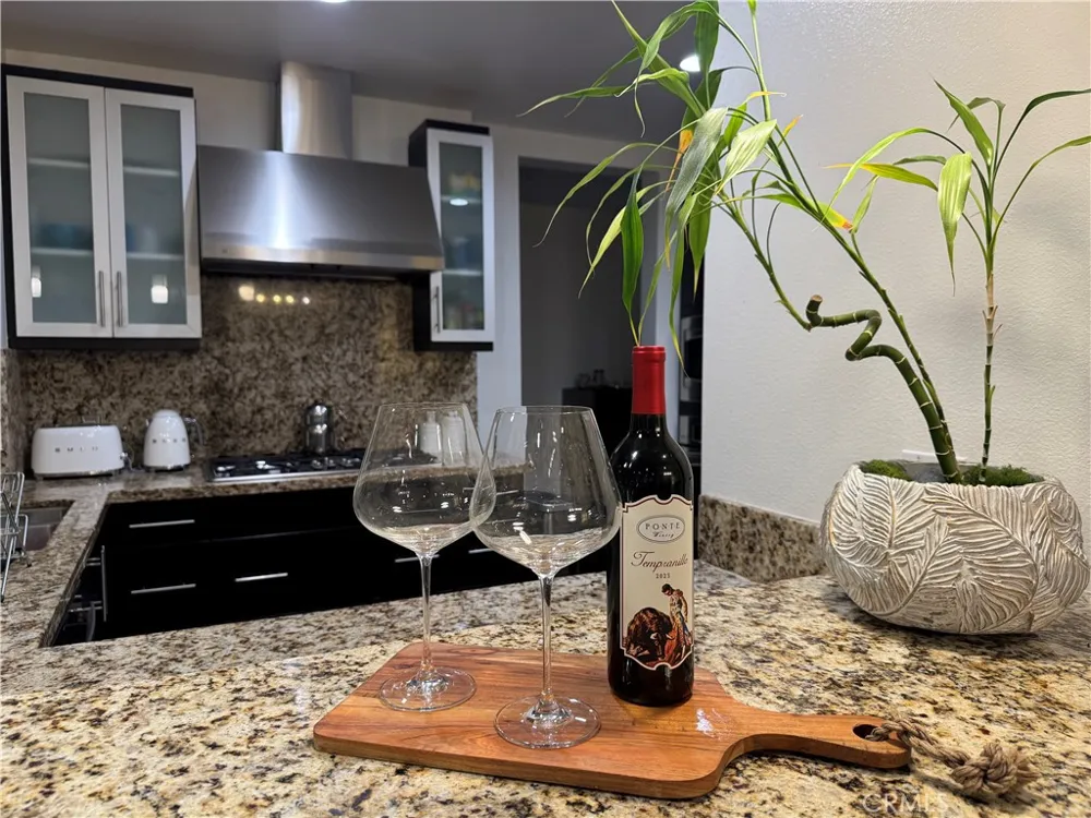 21 Gramercy #218 Irvine, CA 92612