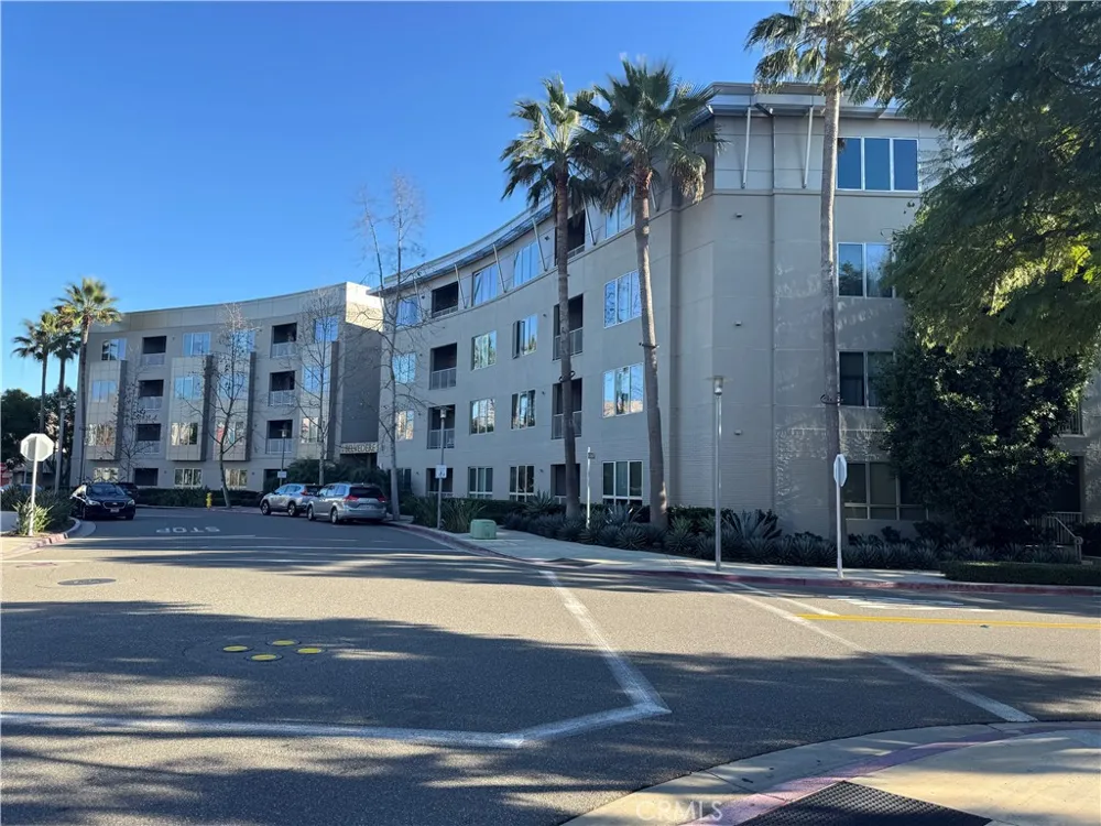 21 Gramercy #218 Irvine, CA 92612