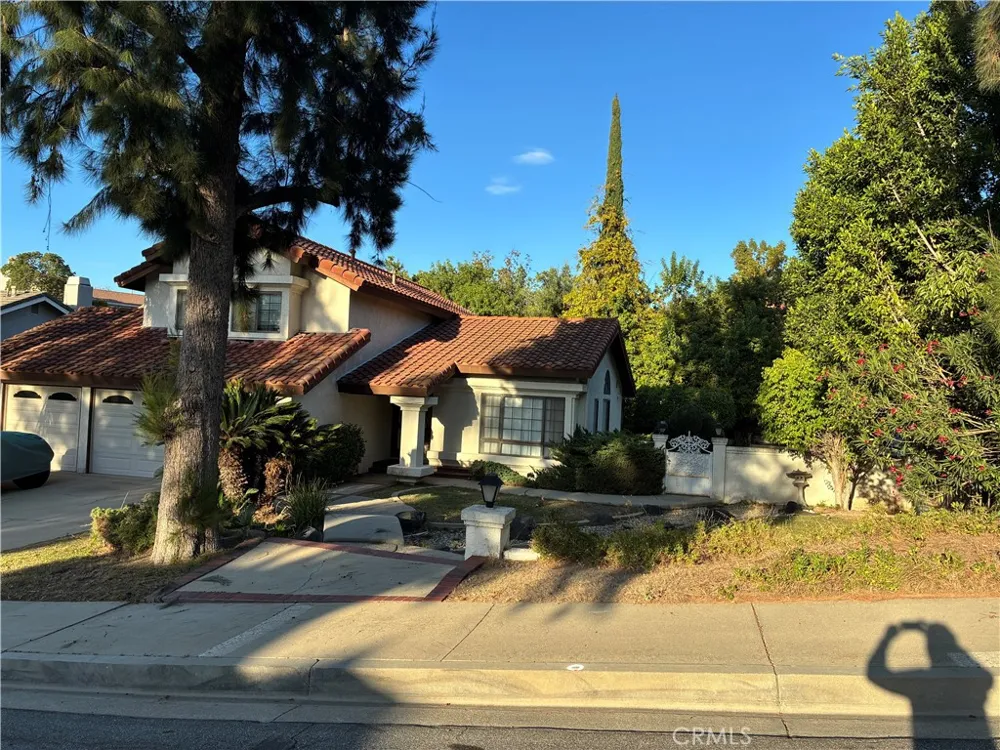674 Radbury Diamond Bar, CA 91765