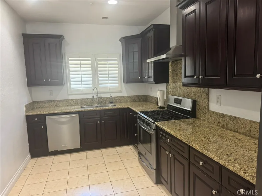 3690 S Bear #J Santa Ana, CA 92704