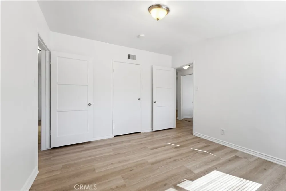 10255 Newville Avenue Downey, CA 90241