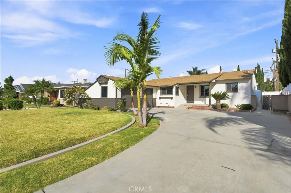 10255 Newville Avenue Downey, CA 90241
