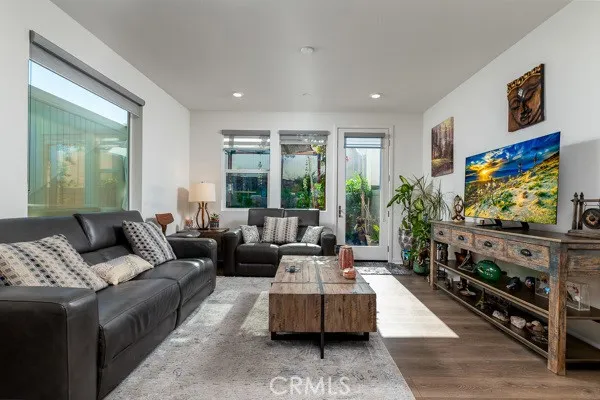 24317 Sonieta Court Corona, CA 92833