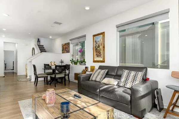 24317 Sonieta Court Corona, CA 92833