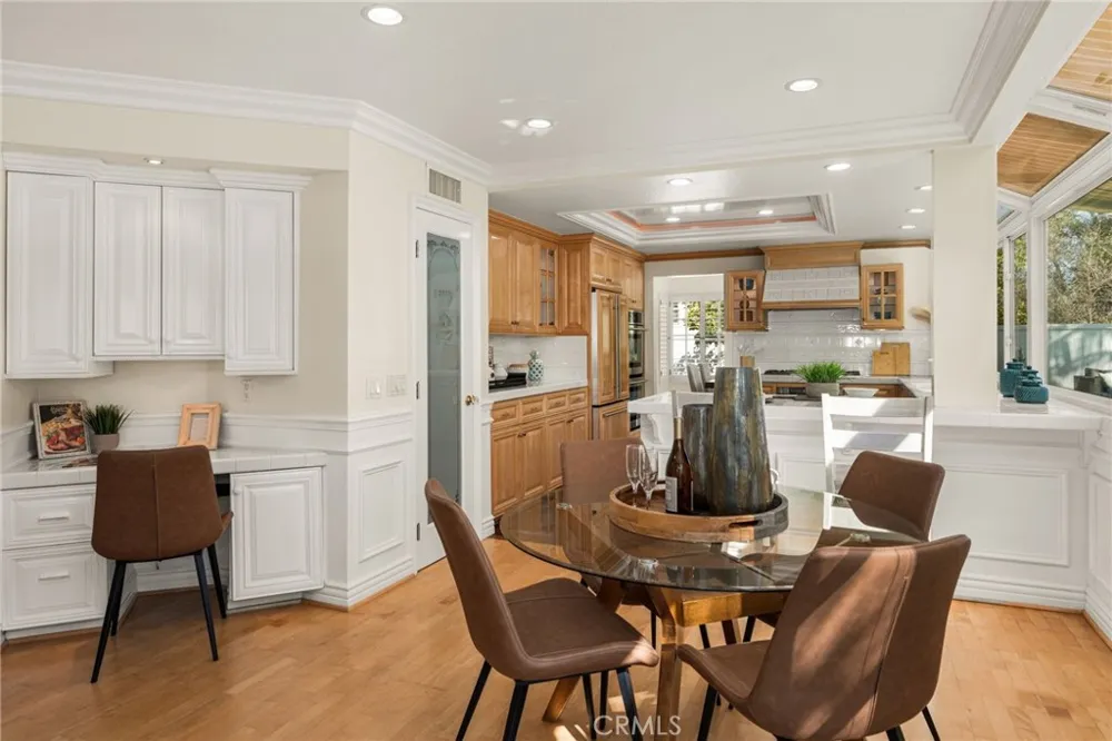26822 Sommerset Lake Forest, CA 92630