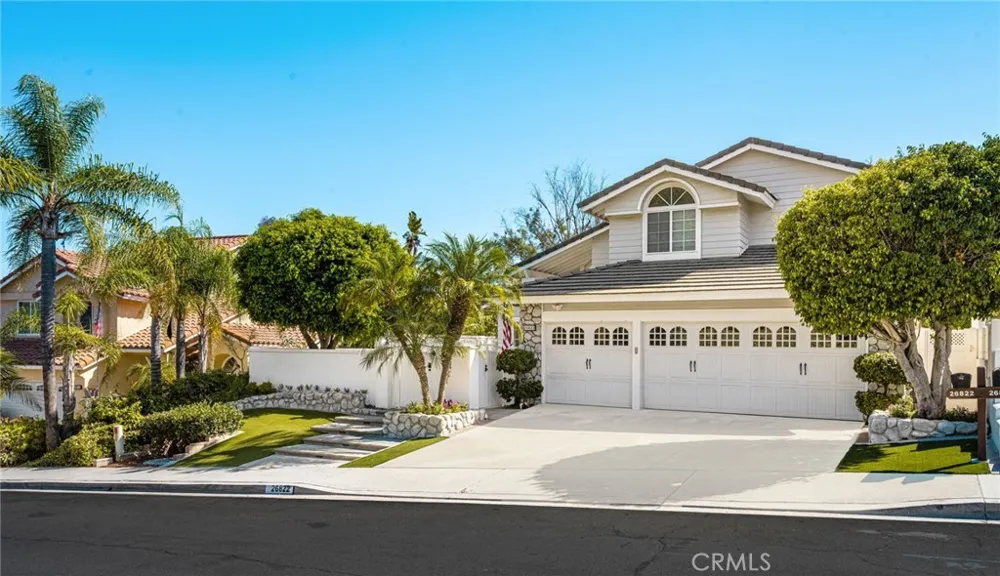 26822 Sommerset Lake Forest, CA 92630