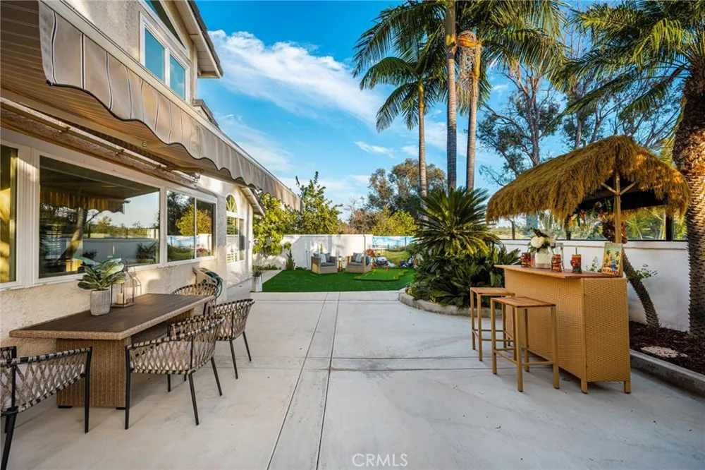 26822 Sommerset Lake Forest, CA 92630