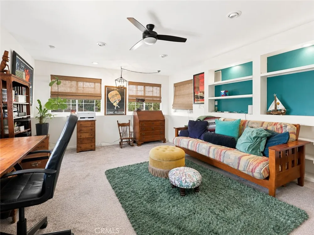 250 Palomares Ventura, CA 93003