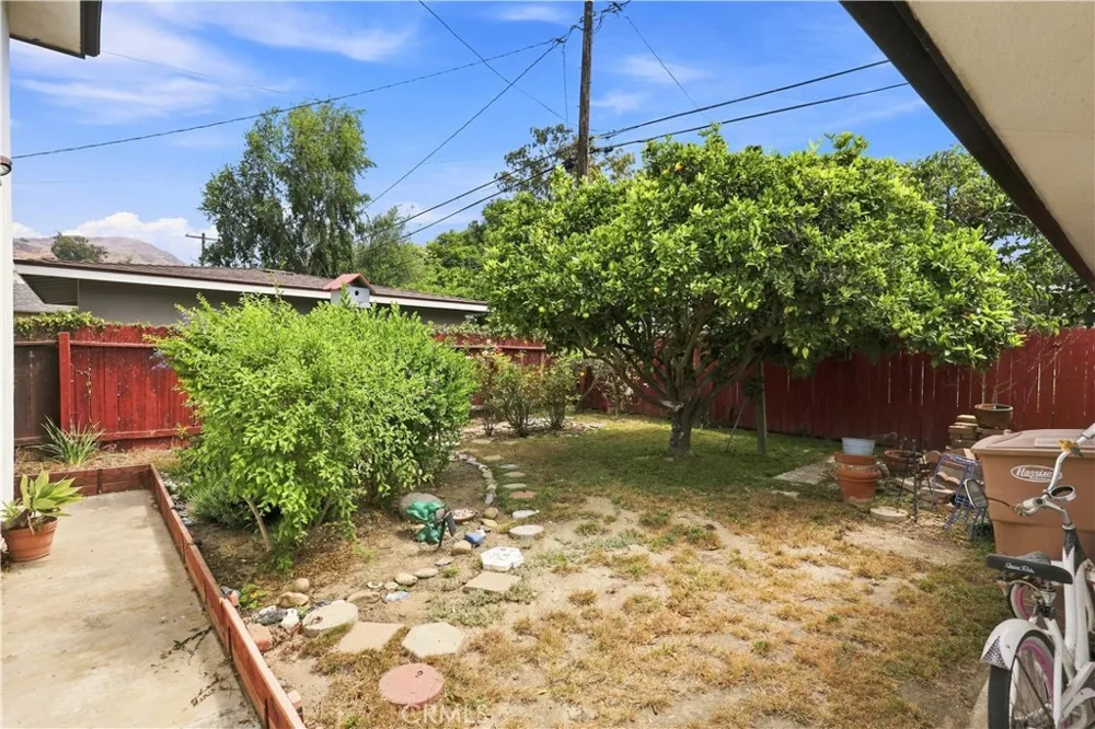 250 Palomares Ventura, CA 93003