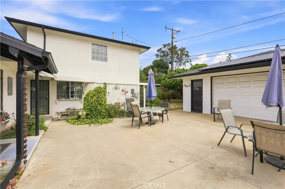 250 Palomares Ventura, CA 93003