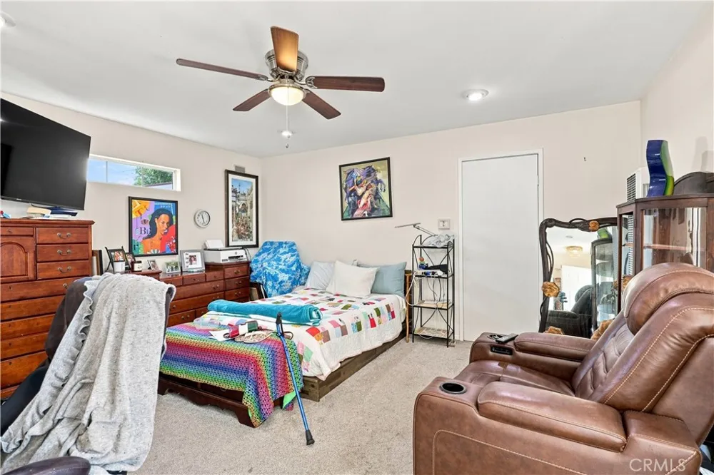 250 Palomares Ventura, CA 93003