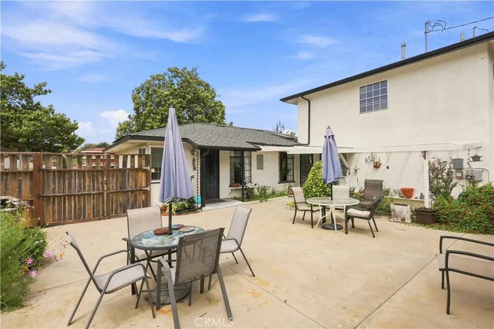 250 Palomares Ventura, CA 93003
