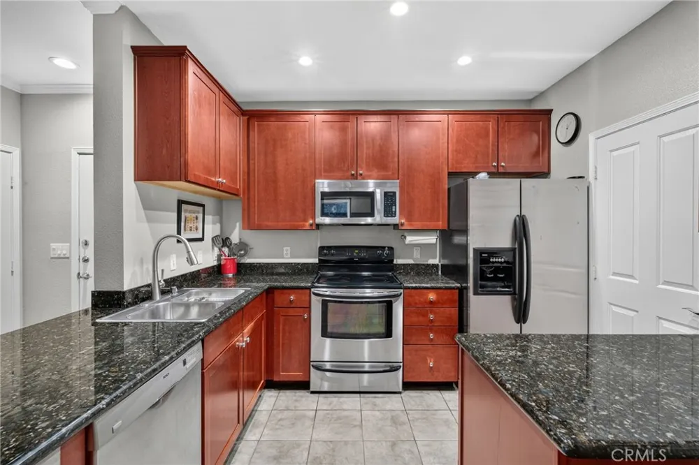 22681 Oakgrove #127 Aliso Viejo, CA 92656