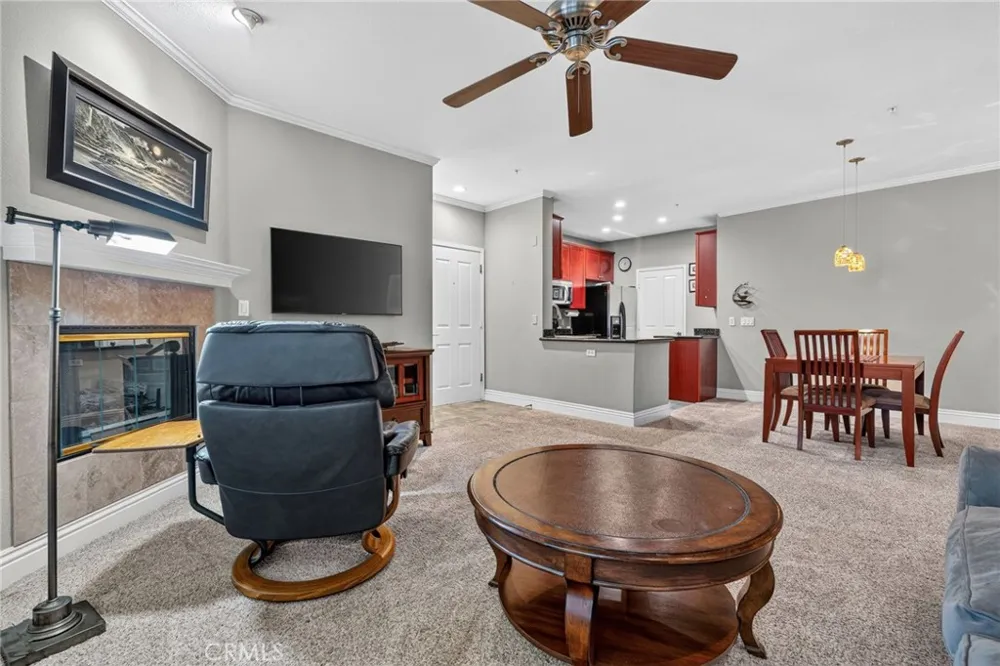 22681 Oakgrove #127 Aliso Viejo, CA 92656