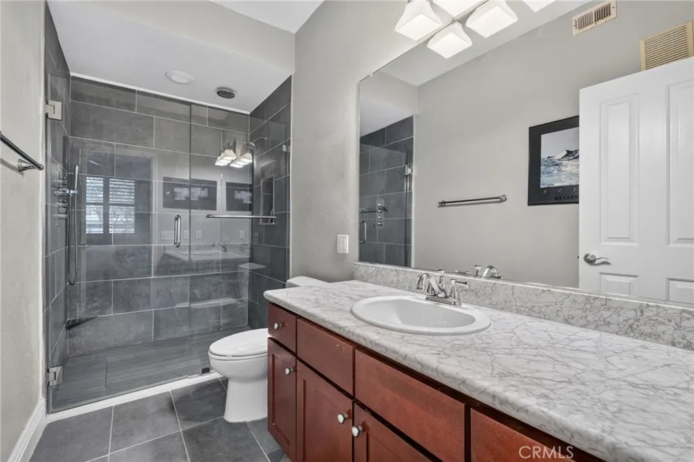 22681 Oakgrove #127 Aliso Viejo, CA 92656