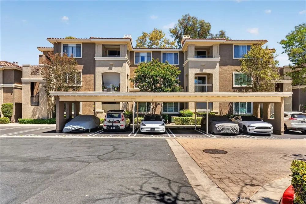 22681 Oakgrove #127 Aliso Viejo, CA 92656