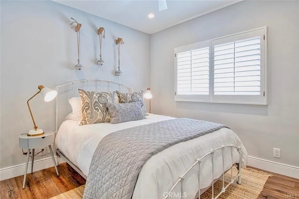 1119 E Balboa Boulevard #A Newport Beach, CA 92661