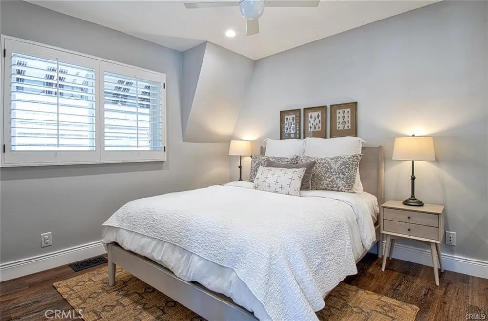 1119 E Balboa Boulevard #A Newport Beach, CA 92661